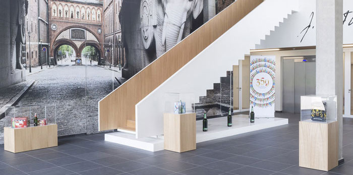 研發(fā)中心辦公室裝修設計效果圖