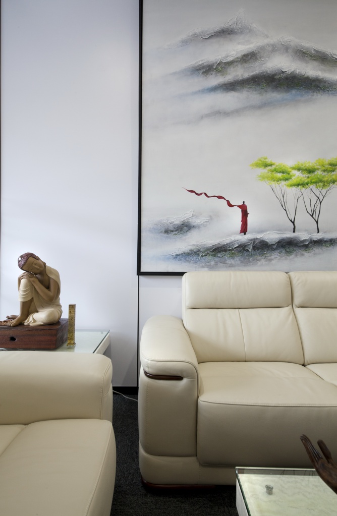 嬰童產(chǎn)品董事長辦公室沙發(fā)區(qū)設(shè)計(jì)效果圖