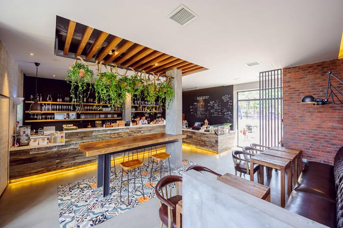 340平方工業(yè)風與LOFT風格相結(jié)合的餐廳前臺設(shè)計效果圖