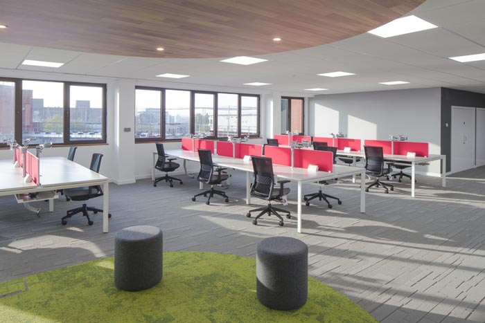 運(yùn)輸公司辦公室融合區(qū)域裝修設(shè)計(jì)案例效果圖