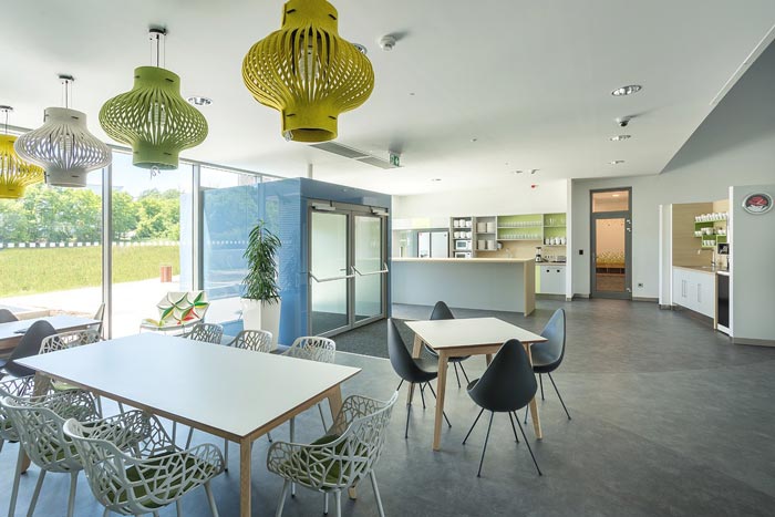 軟件開(kāi)發(fā)公司辦公室茶水間裝修設(shè)計(jì)案例效果圖