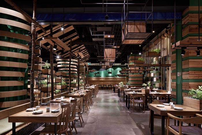 特色生態(tài)餐廳餐區(qū)裝修設計效果圖