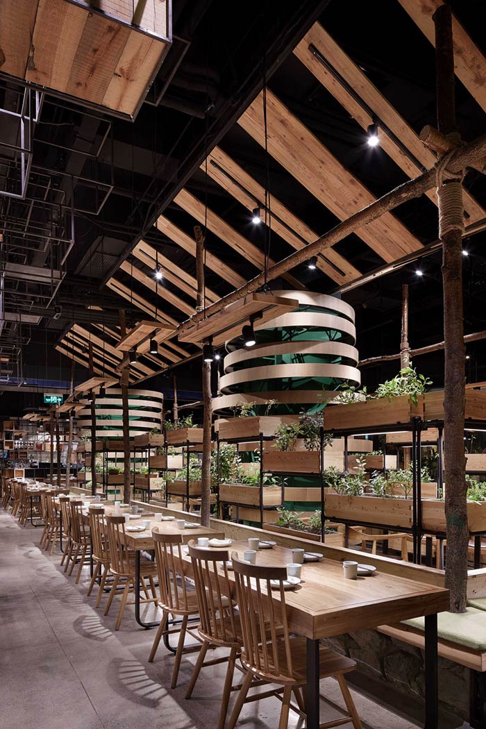 特色生態(tài)餐廳餐區(qū)裝修設計效果圖