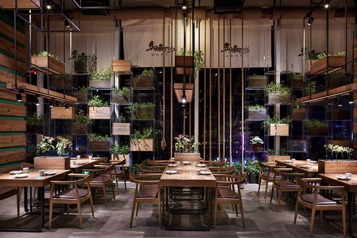 特色生態(tài)餐廳餐區(qū)裝修設計效果圖