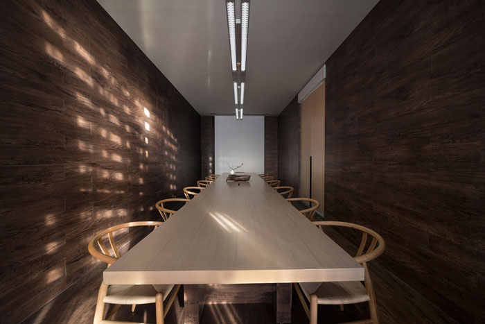 新中式辦公室會議室裝修設(shè)計(jì)效果圖