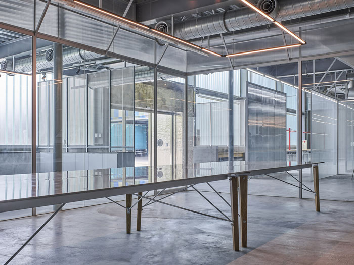 廠房辦公室會議區(qū)域裝修設計效果圖