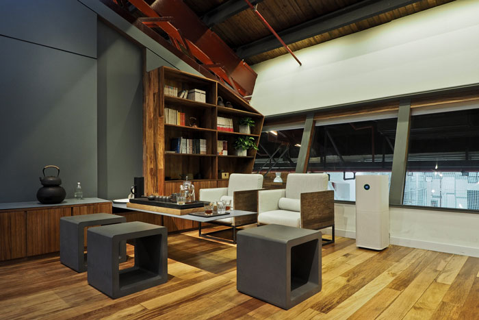 實業(yè)投資公司總經(jīng)理辦公室裝修設(shè)計效果圖