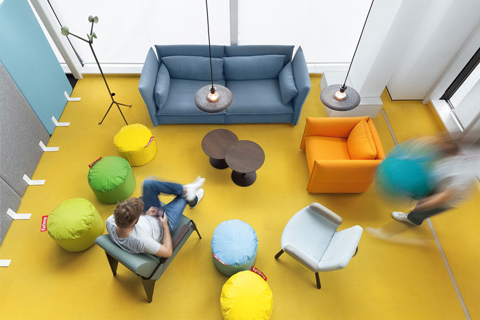 1100平方辦公室休息區(qū)裝修設計效果圖