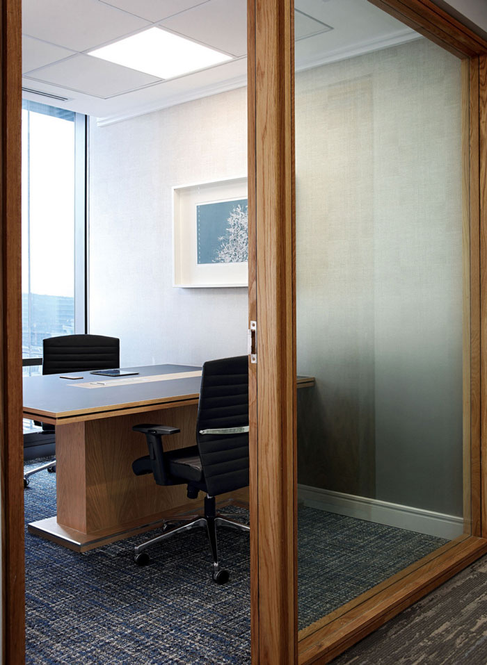 律師事務所經(jīng)理辦公室裝修設計效果圖