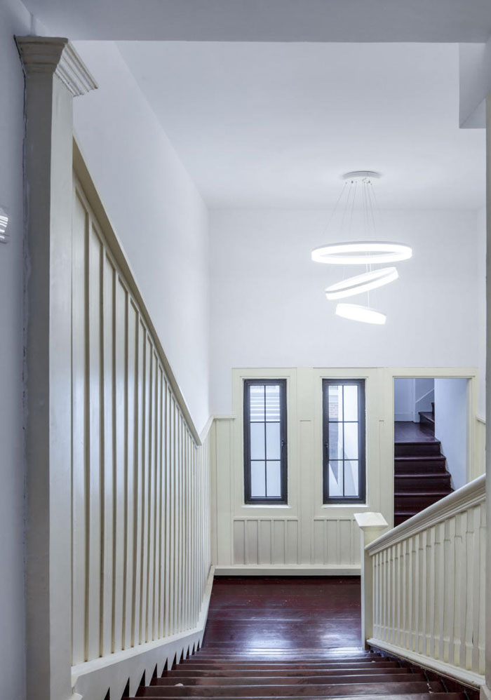 分公司辦公室樓梯裝修設(shè)計效果圖