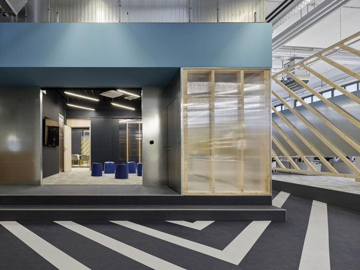 廠區(qū)辦公室過道裝修設計效果圖