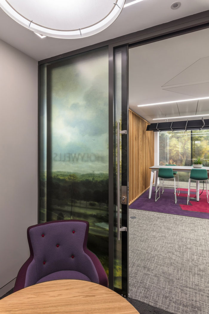 金融機構辦公室接待區(qū)裝修設計效果圖