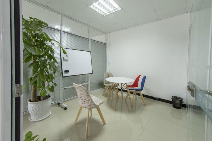 杭州塘棲辦公室匯報區(qū)裝修設(shè)計方案