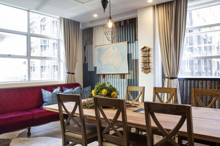 開放式辦公室會(huì)議區(qū)裝修設(shè)計(jì)效果圖