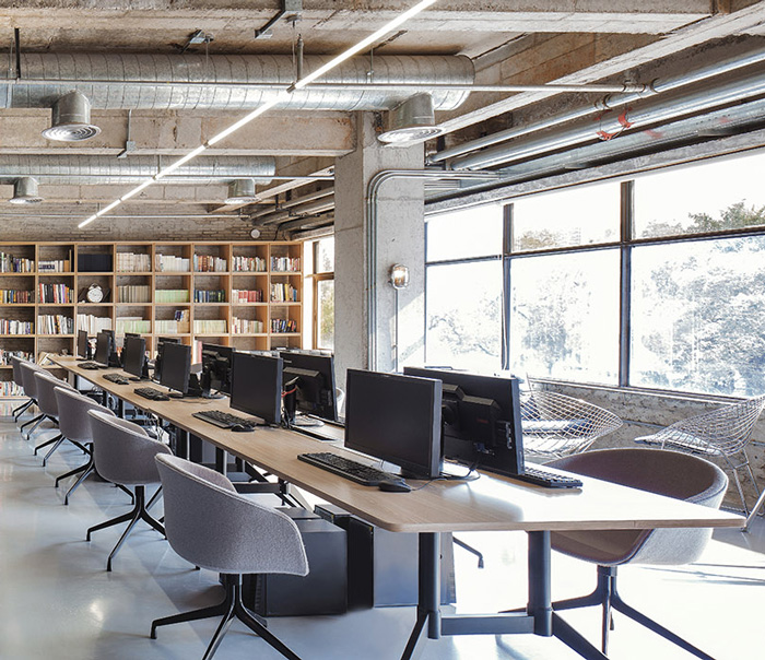 廠房辦公空間辦公區(qū)改造裝修設計效果圖