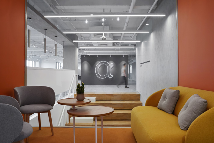 科技辦公樓休息區(qū)裝修設(shè)計效果圖