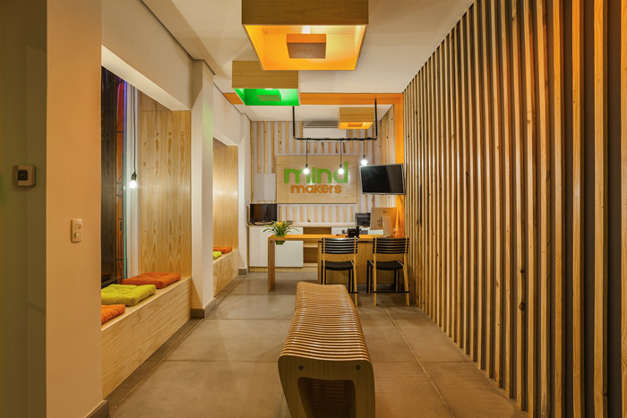 少兒編程培訓(xùn)學(xué)校接待區(qū)裝修設(shè)計效果圖