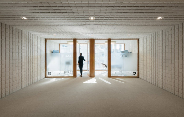 集團公司辦公室進(jìn)門區(qū)裝修設(shè)計方案