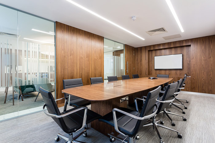 現(xiàn)代風(fēng)格辦公室會(huì)議室裝修效果圖