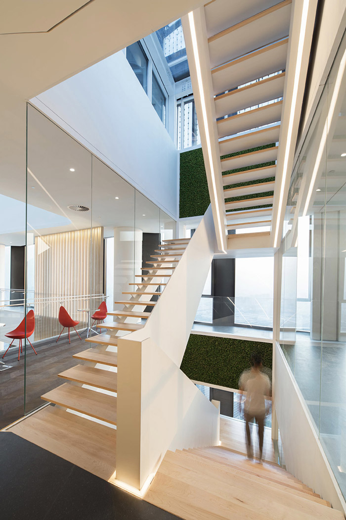 集團辦公室樓梯設計效果圖