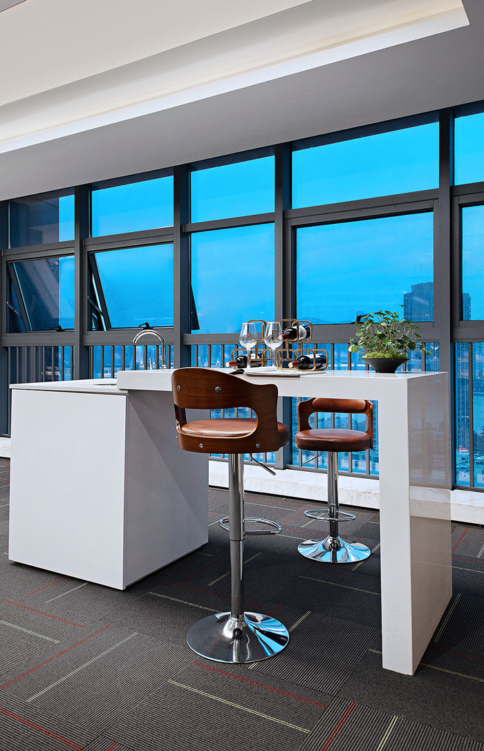 公司寫字樓吧臺裝修設(shè)計效果圖