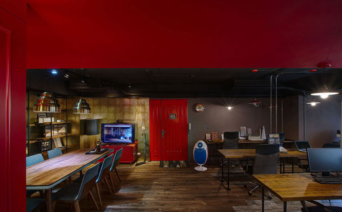 復古辦公室進門區(qū)設(shè)計效果圖