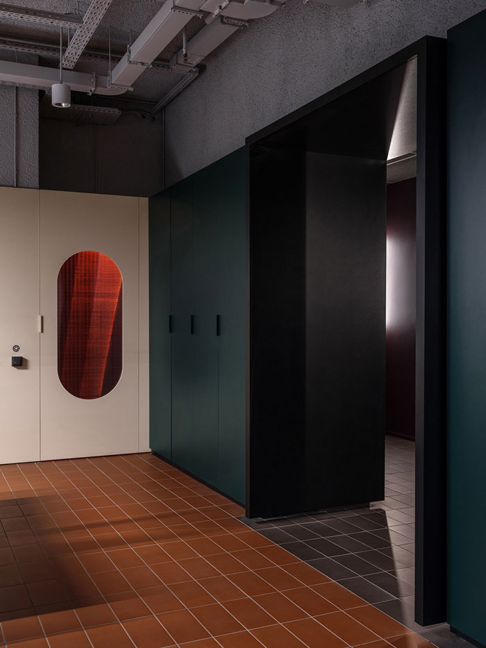 極簡辦公室進(jìn)門區(qū)裝修設(shè)計(jì)效果圖