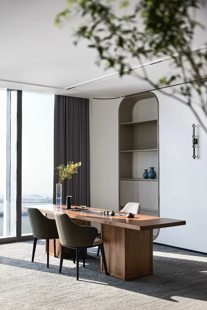 商務(wù)金融公司董事長辦公室設(shè)計(jì)案例